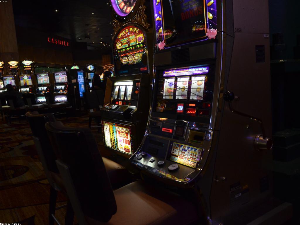 ការលេងស្លុតអនឡាញ: ការស្វែងយល់អំពីឱកាសនៃការលេង